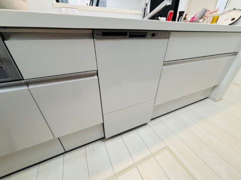 リンナイ フロントオープン食洗機新規設置工事|沖縄県