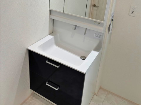 TOTOオクターブライト洗面化粧台交換工事|沖縄県